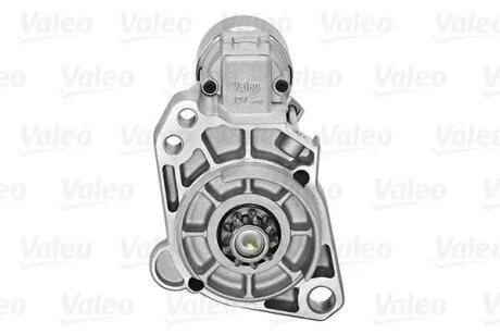 Стартер VAG A8/TOUAREG 03- 4.2 (новый) Valeo 438167