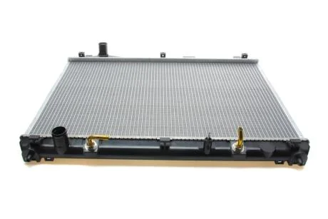 Радіатор системи охолодження Valeo 701592