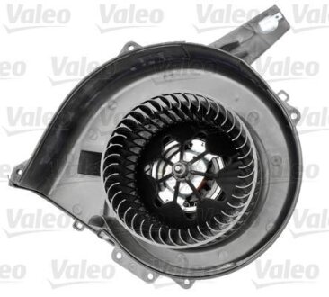 Вентилятор кабiни кондиц. Valeo 715240