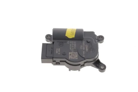 Кроковий двигун кондиціонера Audi A1, A1 City Carver, A3, Q2, Q3, Q4 1.0-Electric 10.03- Valeo 715277