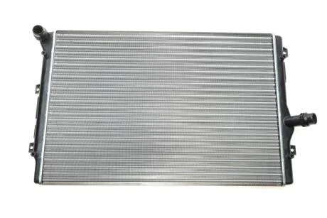 Радиатор VAG A3/PASSAT/GOLF охлаждения двигателя Valeo 734333