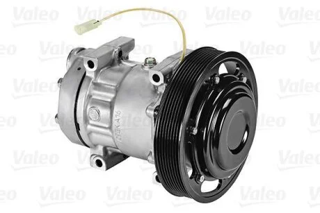 Компресор кондиціонера Valeo 813046