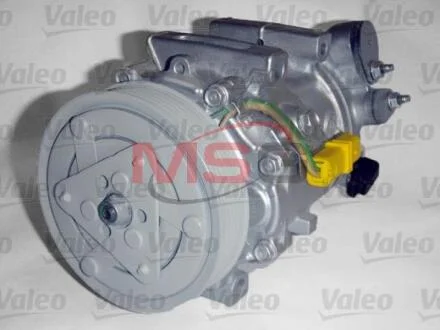 Компресор кондиціонера відновлений Valeo 813663