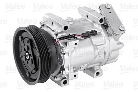 Компресор кондиціонера Valeo 813939