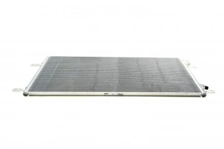 Конденсор кондиционера A6 ALL 04-11 Valeo 814004