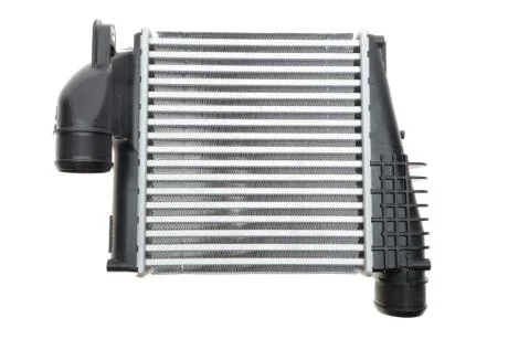 Радіатор (інтеркулер) охолодження повітря в системі наддуву Valeo 818290