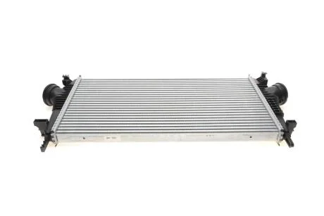 Радіатор (інтеркулер) охолодження повітря в системі наддуву Valeo 818603