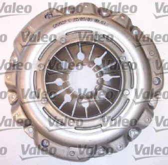 Комплект зчеплення + підшипник Valeo 826470