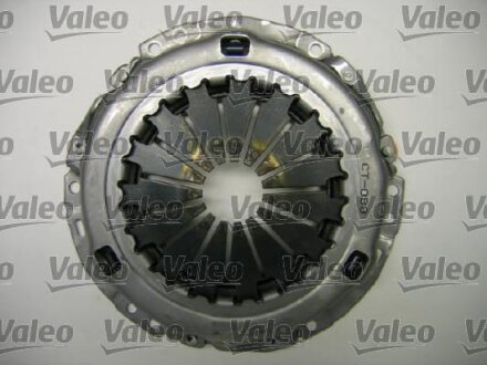 Комплект зчеплення + підшипник Valeo 826707