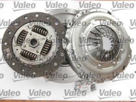 К-кт зчеплення з маховиком Valeo 835125