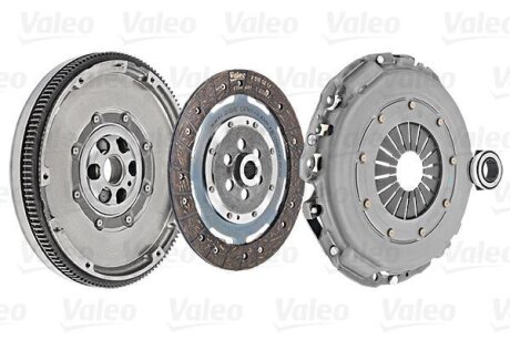 Комплект зчеплення + маховик Valeo 837028 (фото 1)