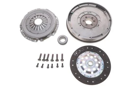 Комплект зчеплення FULLPACK DMF (836551+826579) VAG A4/A6 1.8/2.0 95-05/Passat 2.0 00-05 Valeo 837055