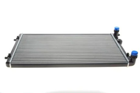 Радиатор охлаждения двигателя GOLF4, A3, TT, LEON, BORA M, J Van Wezel 03002155