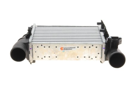 Интеркулер A4, A6, PASSAT5 18, 19TD 94- Van Wezel 03004112