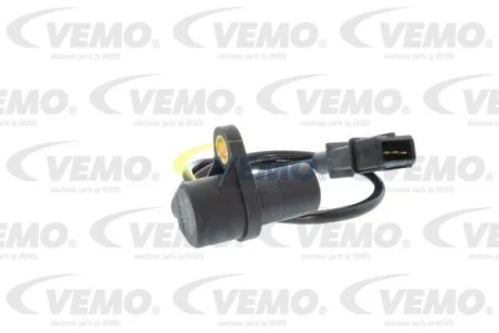 Датчик обертів колінвалу VEMO V24-72-0082