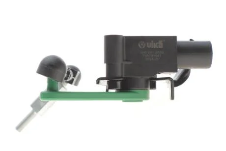 Датчик уровня кузова передний левый Audi A6 (10-15),A7 (10-18),A8 (09-) Vika 99411811401